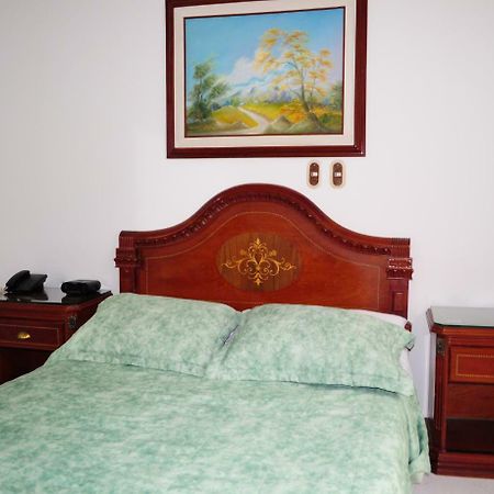 Hotel Quinta Avenida Cúcuta エクステリア 写真