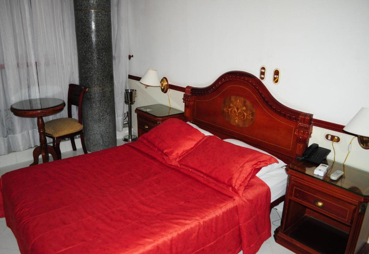 Hotel Quinta Avenida Cúcuta エクステリア 写真